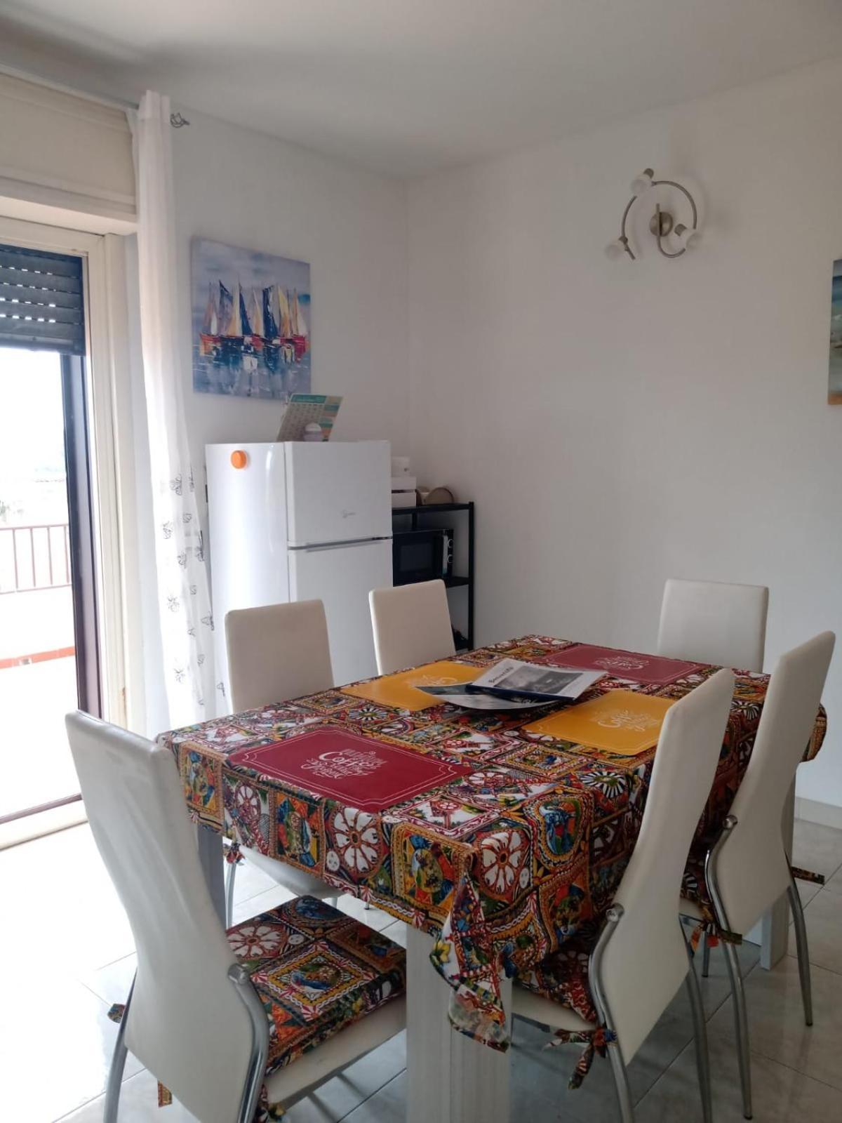 Holiday home Falcon House